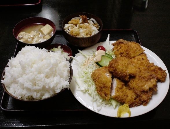 とんかつ定食